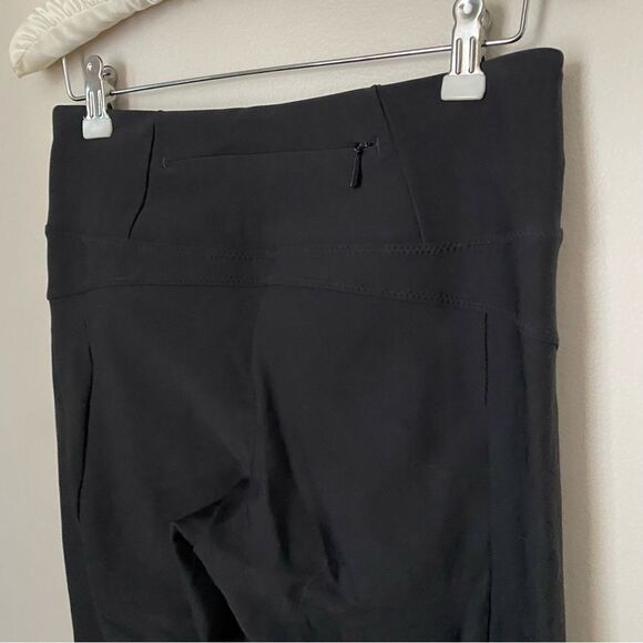 Athleta Leggings Black Zipper Pockets Athleisure athletic Casual neutral comfy - Picture 6 of 9